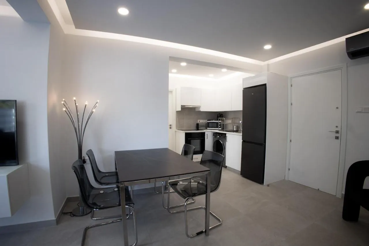 Phaedrus Living: Luxury Mackenzie Flat Apartment Larnaca